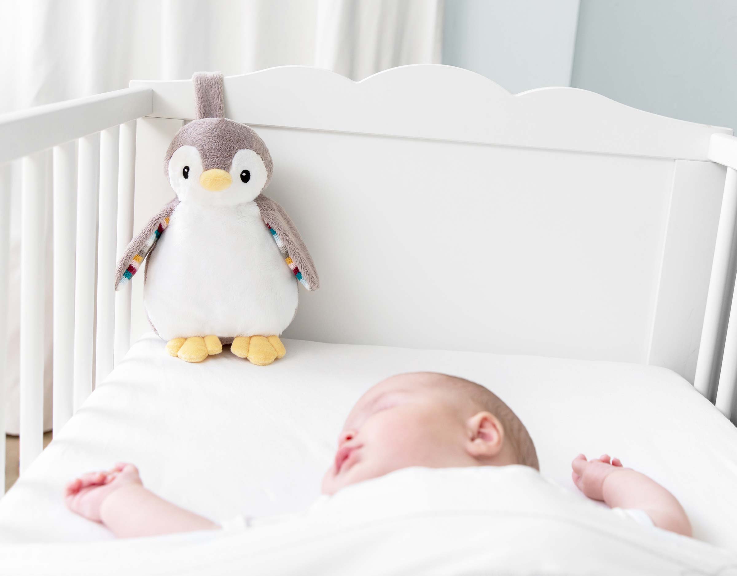 ZAZU Phoebe the Penguin Sound Machine W/ nightlight and voice recording
