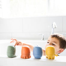 Load image into Gallery viewer, Ubbi Interchangeable Bath Toys