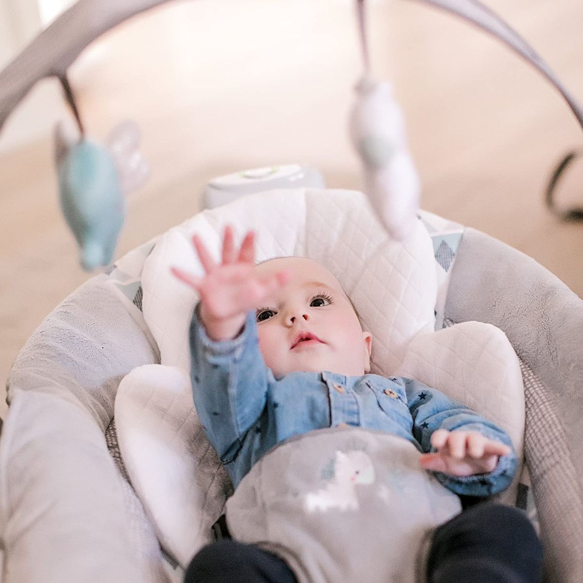 Self bouncing baby outlet bouncer