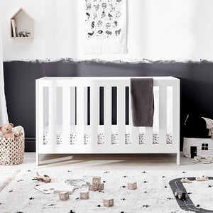 Silver Cross Finchley 3-piece Nursery Set with Convertible Cot Bed, Dresser and Wardrobe - White